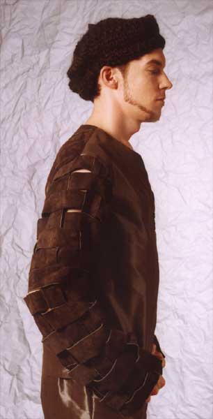 Jacke: Midir, M&uuml;tze: Fay